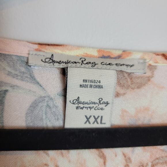 Floral Peasant Top - Picture 3 of 10